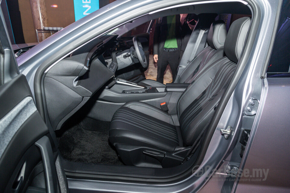 Peugeot 408 P54 (2024) Interior