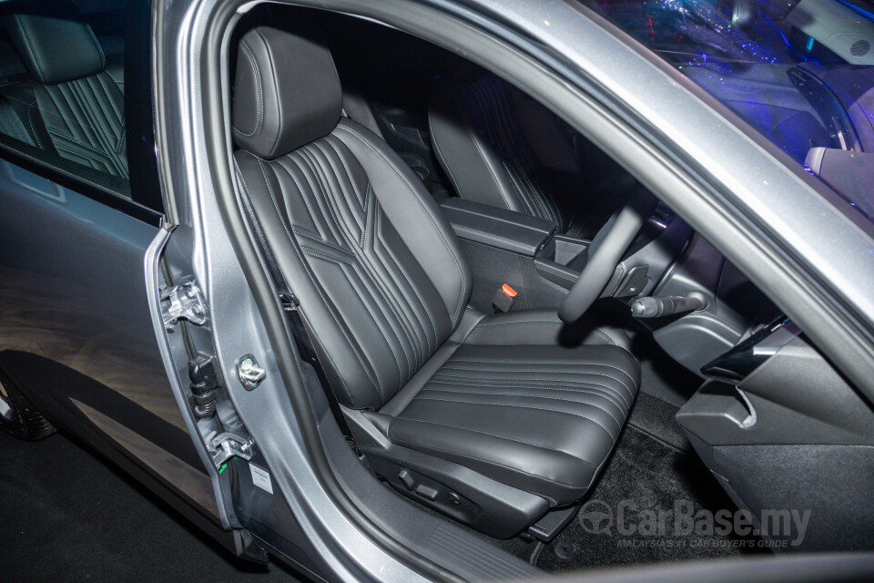 Peugeot 408 P54 (2024) Interior