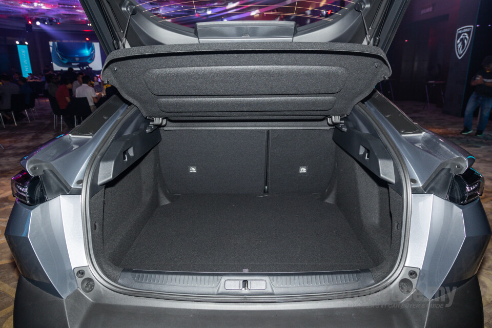 Peugeot 408 P54 (2024) Interior