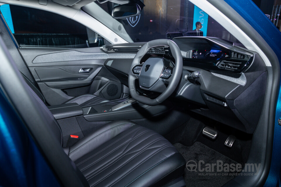 Peugeot 408 P54 (2024) Interior