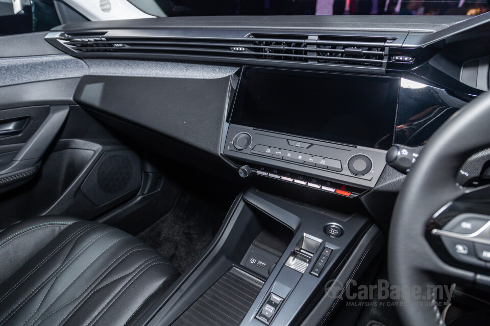 Peugeot 408 P54 (2024) Interior
