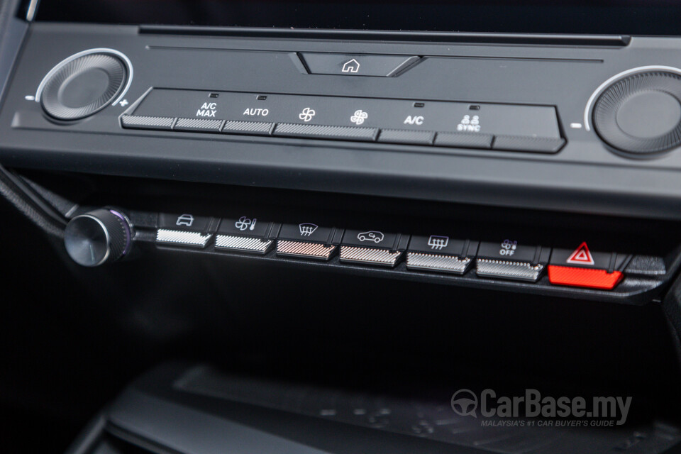 Peugeot 408 P54 (2024) Interior
