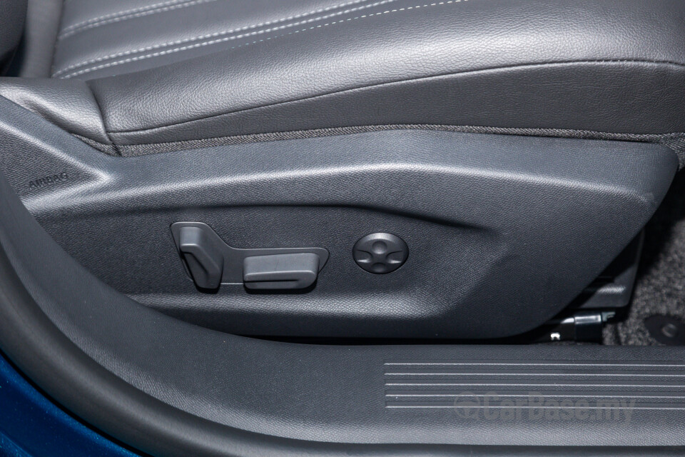 Peugeot 408 P54 (2024) Interior