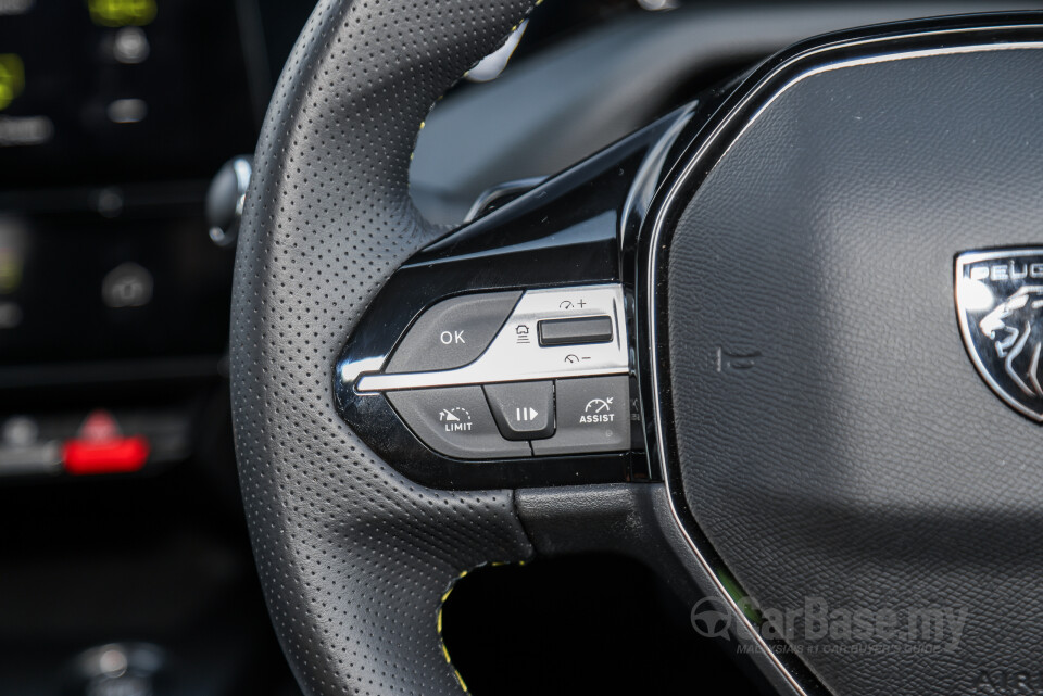 Peugeot 408 P54 (2024) Interior