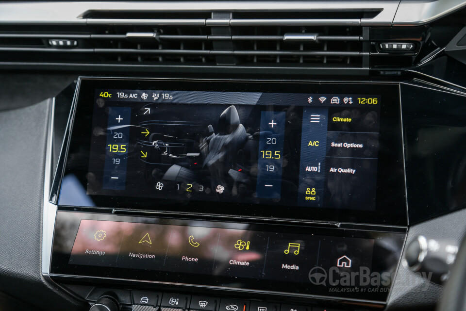 Peugeot 408 P54 (2024) Interior