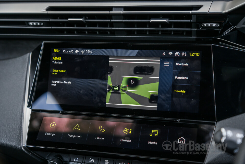 Peugeot 408 P54 (2024) Interior