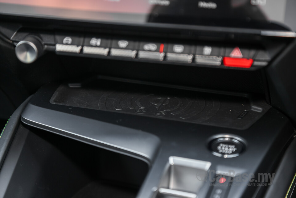 Peugeot 408 P54 (2024) Interior