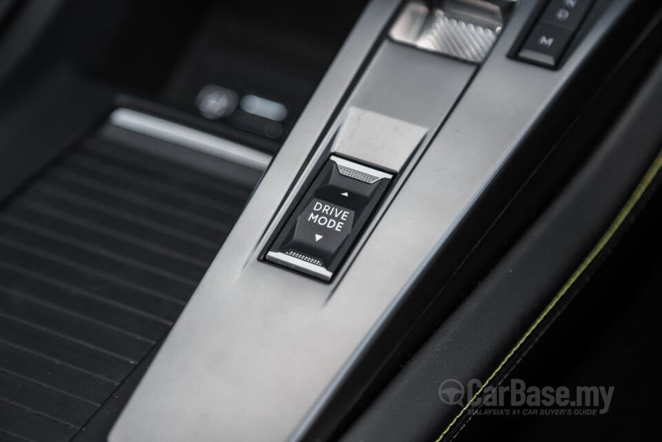 Peugeot 408 P54 (2024) Interior