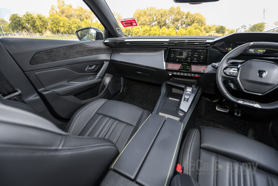 Peugeot 408 P54 (2024) Interior