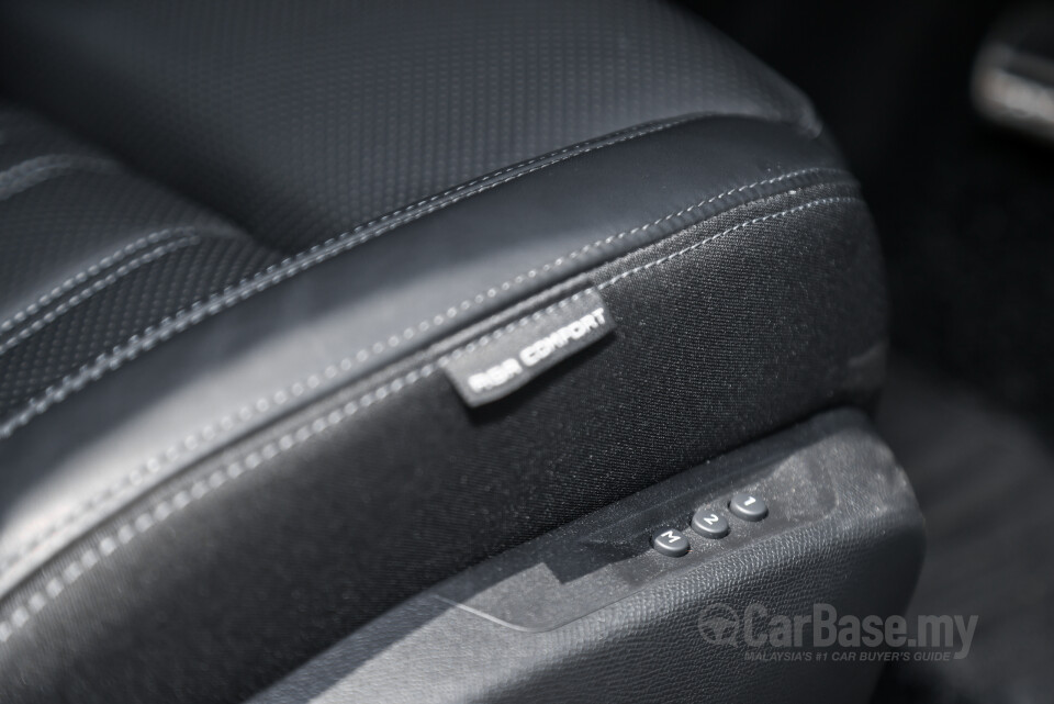Peugeot 408 P54 (2024) Interior