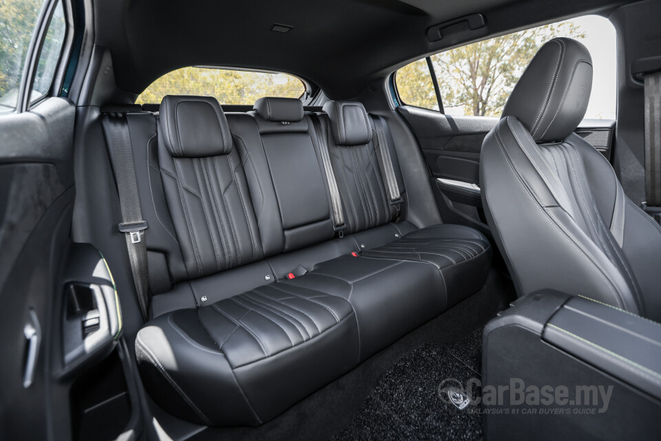 Peugeot 408 P54 (2024) Interior