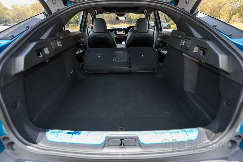 Peugeot 408 P54 (2024) Interior