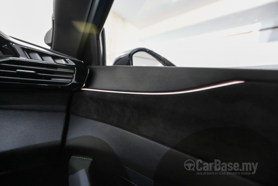 Peugeot 408 P54 (2024) Interior