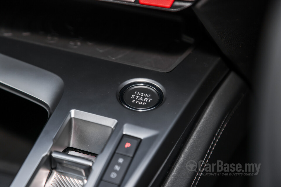 Peugeot 408 P54 (2024) Interior