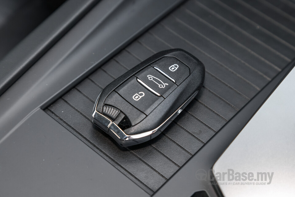 Peugeot 408 P54 (2024) Interior