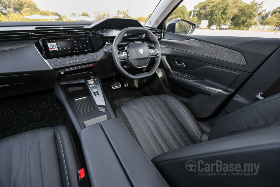Peugeot 408 P54 (2024) Interior