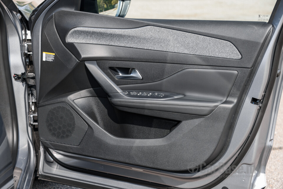 Peugeot 408 P54 (2024) Interior