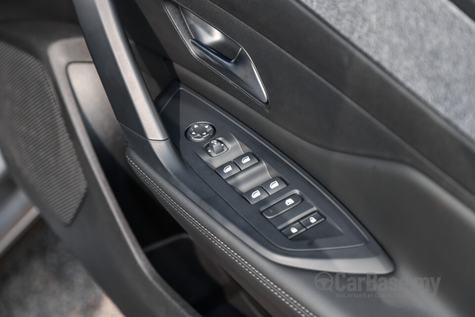 Peugeot 408 P54 (2024) Interior