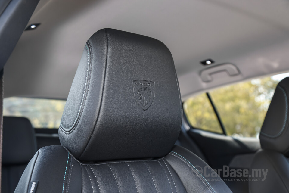 Peugeot 408 P54 (2024) Interior