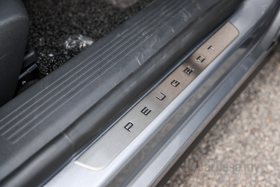Peugeot 408 P54 (2024) Interior