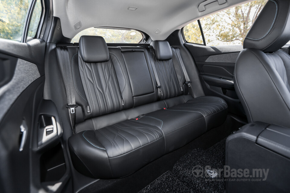 Peugeot 408 P54 (2024) Interior