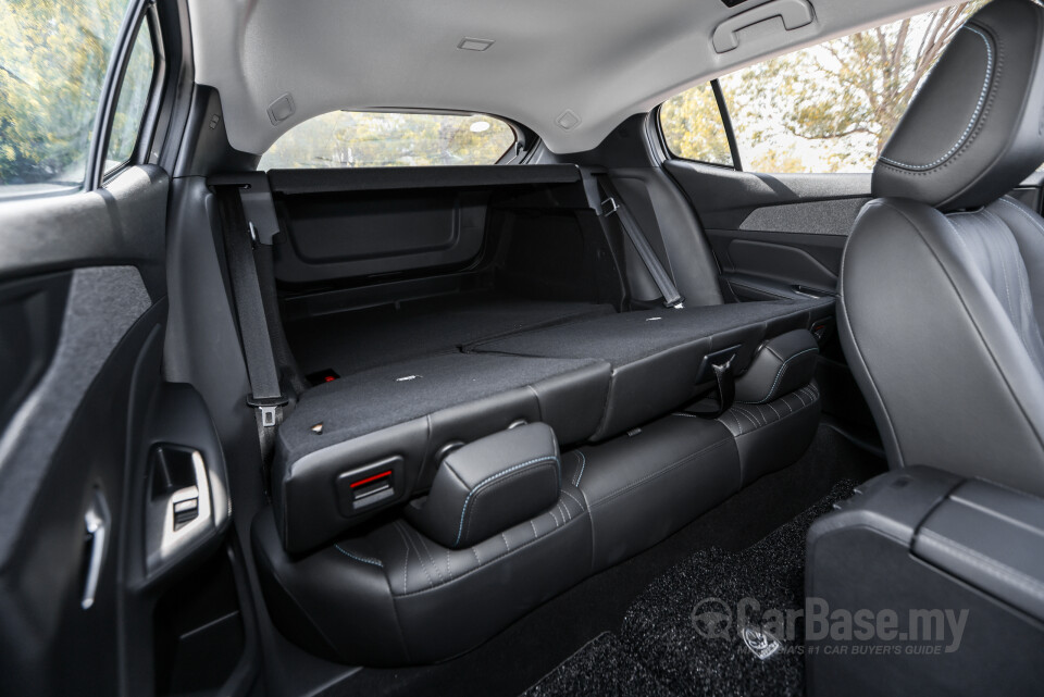 Peugeot 408 P54 (2024) Interior