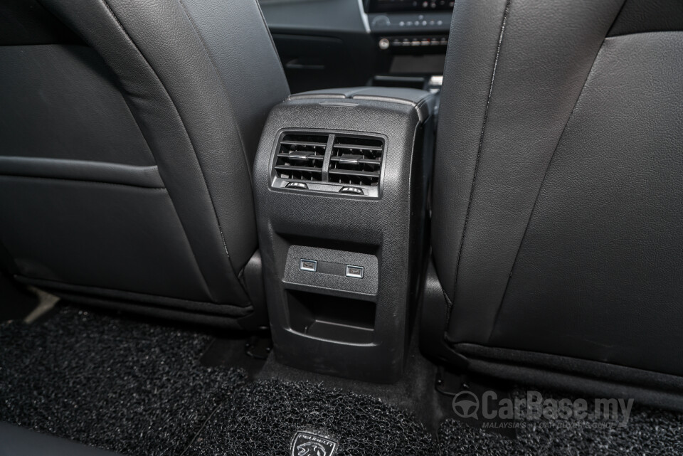 Peugeot 408 P54 (2024) Interior
