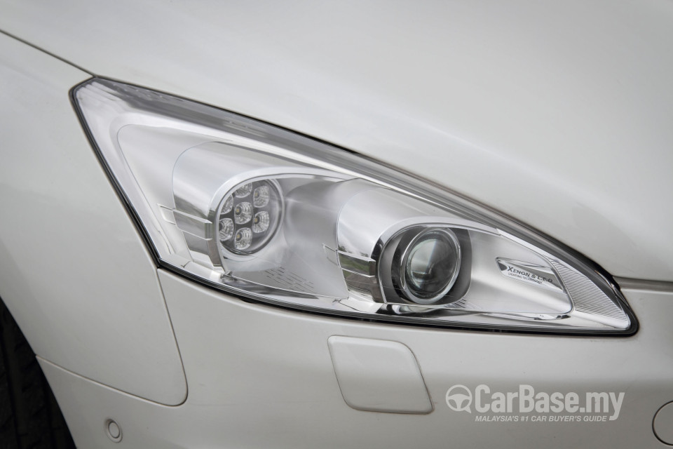 Peugeot 508 Mk1 (2012) Exterior