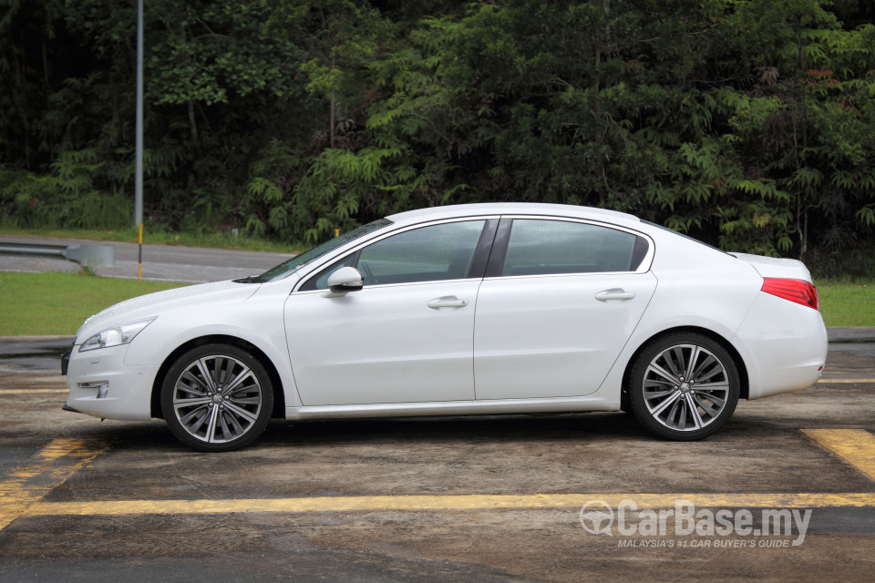 Peugeot 508 Mk1 (2012) Exterior