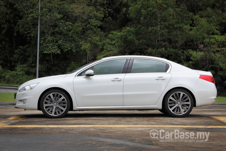 Peugeot 508 Mk1 (2012) Exterior