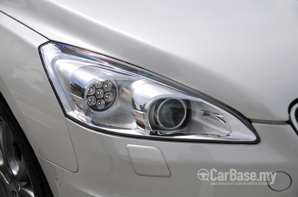 Peugeot 508 Mk1 (2012) Exterior