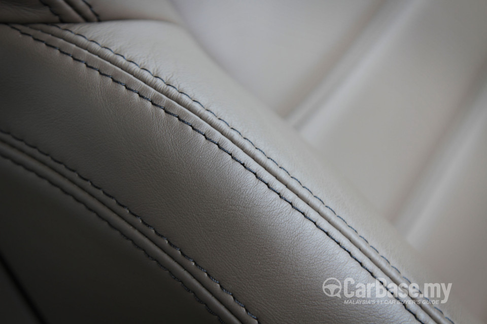 Peugeot 508 Mk1 (2012) Interior