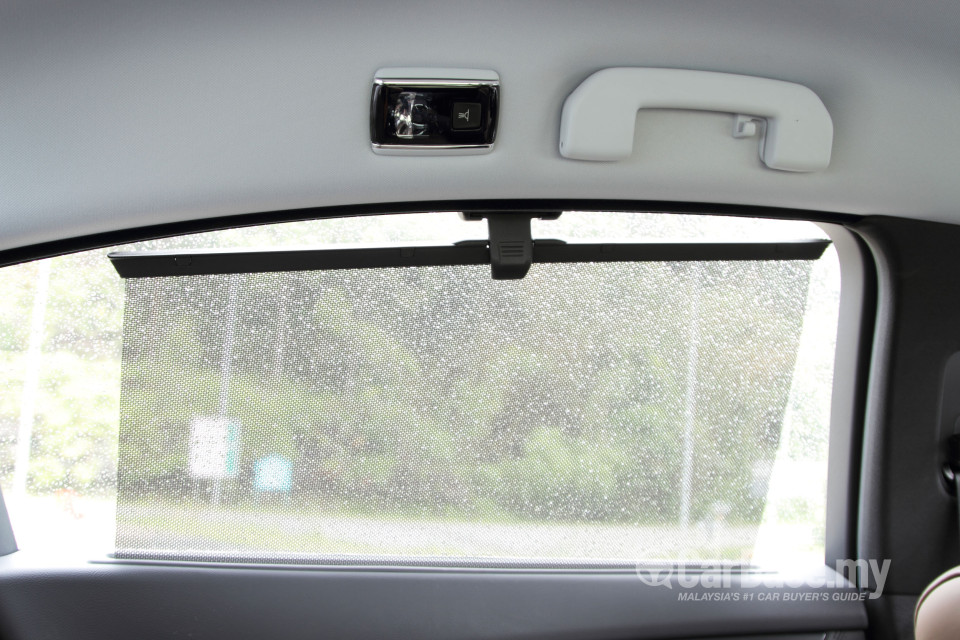 Peugeot 508 Mk1 (2012) Interior