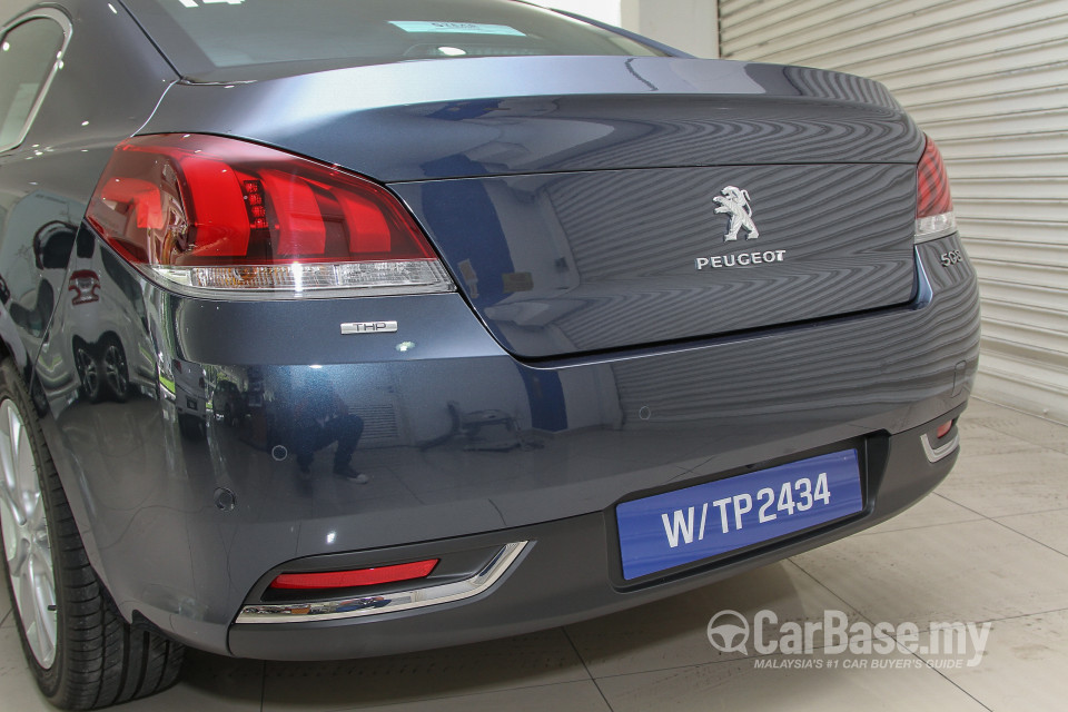 Peugeot 508 Mk1 Facelift (2015) Exterior