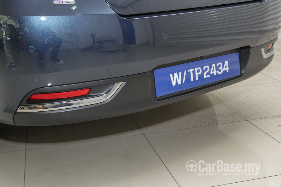 Peugeot 508 Mk1 Facelift (2015) Exterior