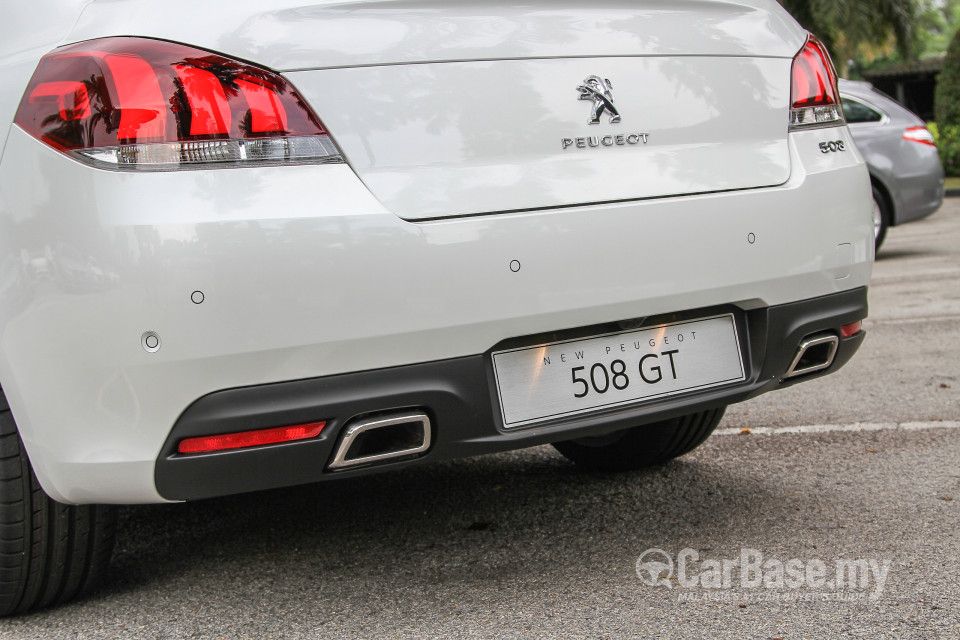 Peugeot 508 Mk1 Facelift (2015) Exterior