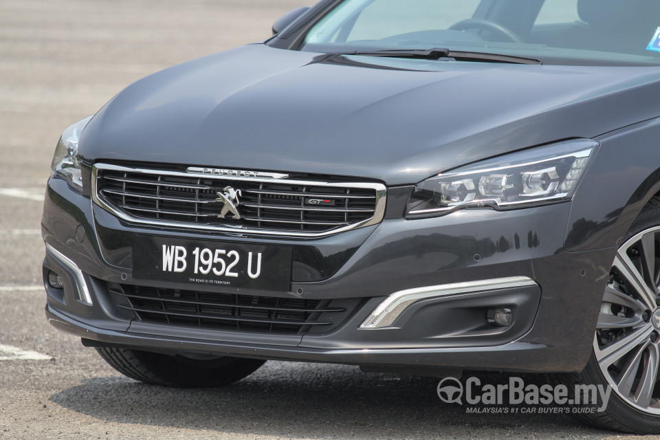 Peugeot 508 Mk1 Facelift (2015) Exterior
