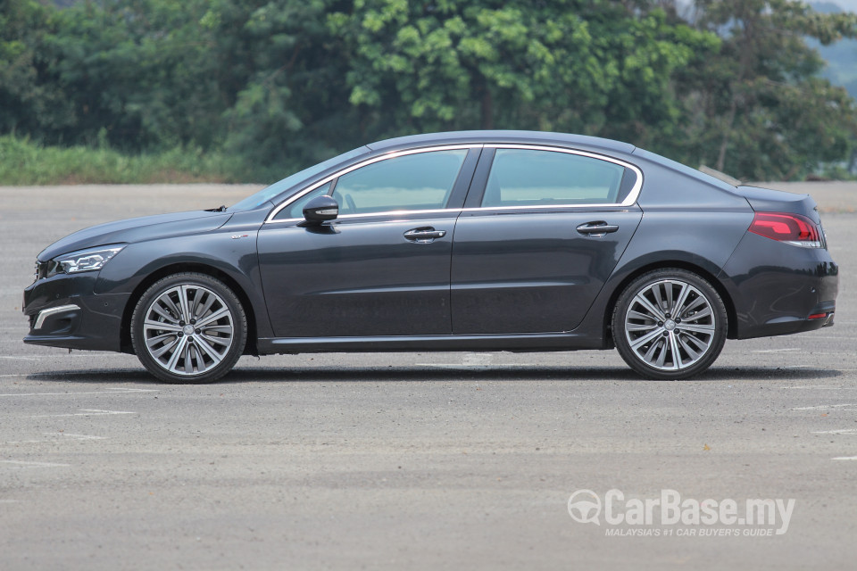 Peugeot 508 Mk1 Facelift (2015) Exterior