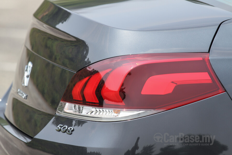 Subaru Outback BN (2015) Exterior