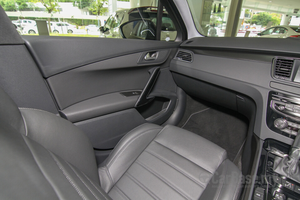 Lexus LS XF50 (2018) Interior