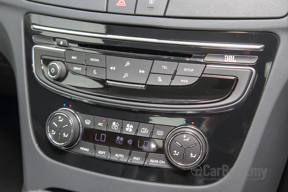 Volkswagen Vento Mk5 facelift (2016) Interior