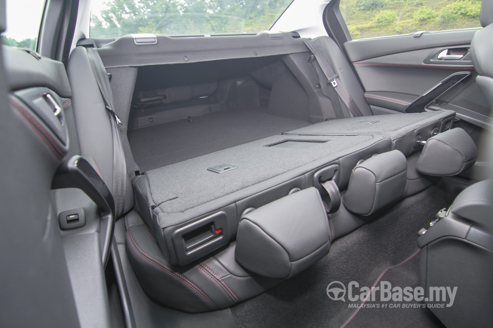Peugeot 508 Mk1 Facelift (2015) Interior