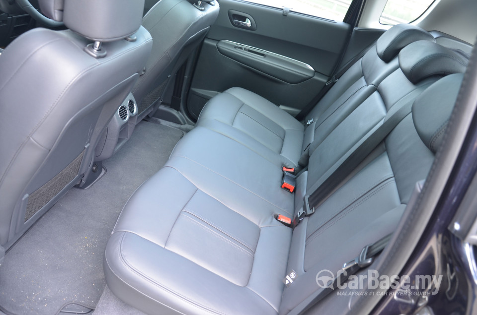 Peugeot 3008 Mk1 Facelift (2014) Interior