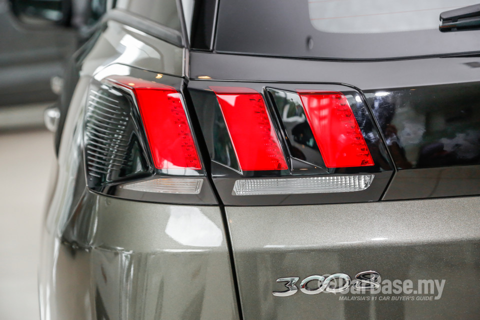 Peugeot 3008 P84 (2017) Exterior