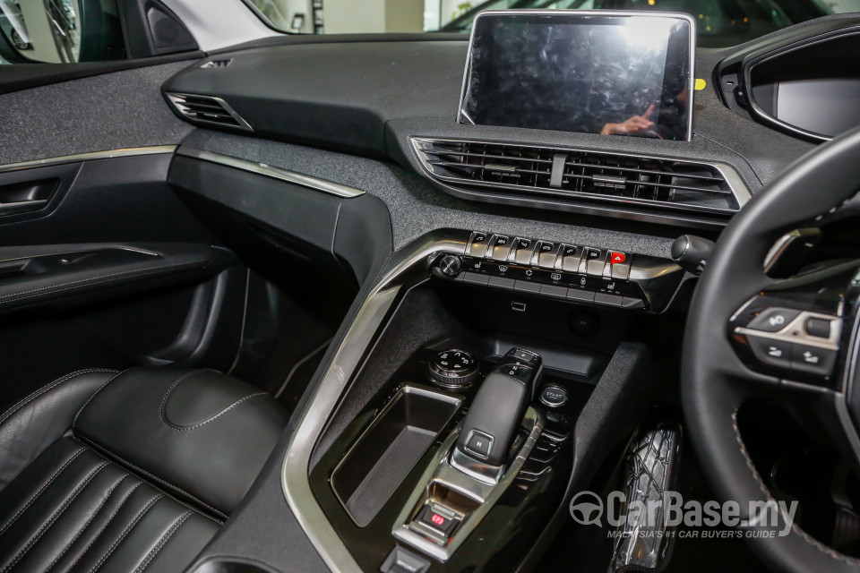 Peugeot 3008 P84 (2017) Interior