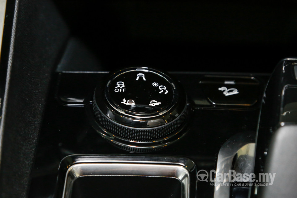 Peugeot 3008 P84 (2017) Interior