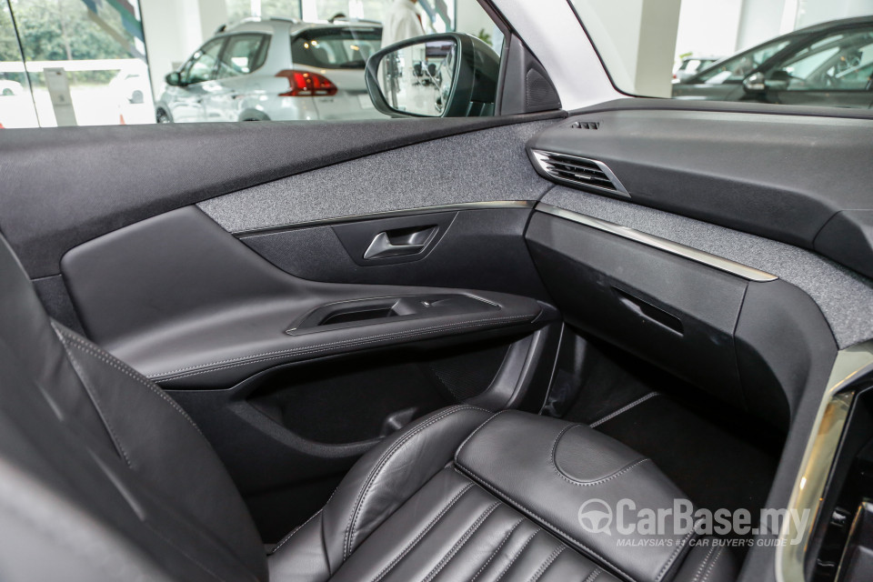 Peugeot 3008 P84 (2017) Interior