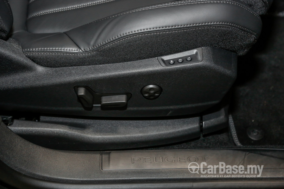 Peugeot 3008 P84 (2017) Interior