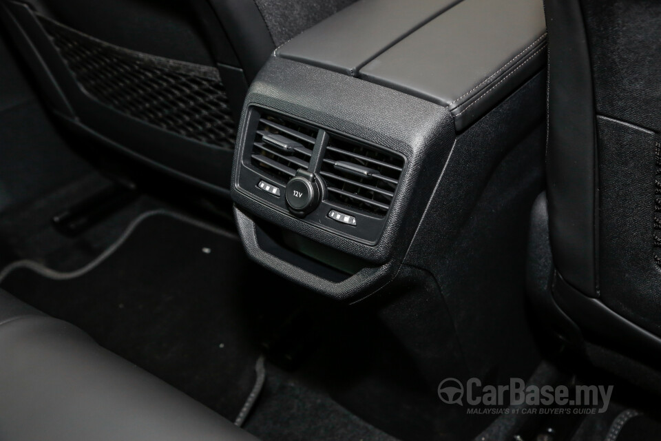 Mitsubishi ASX Mk1 Facelift (2013) Interior