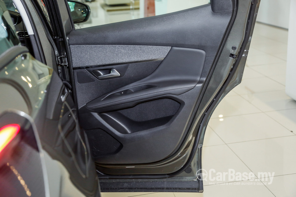 Peugeot 3008 P84 (2017) Interior